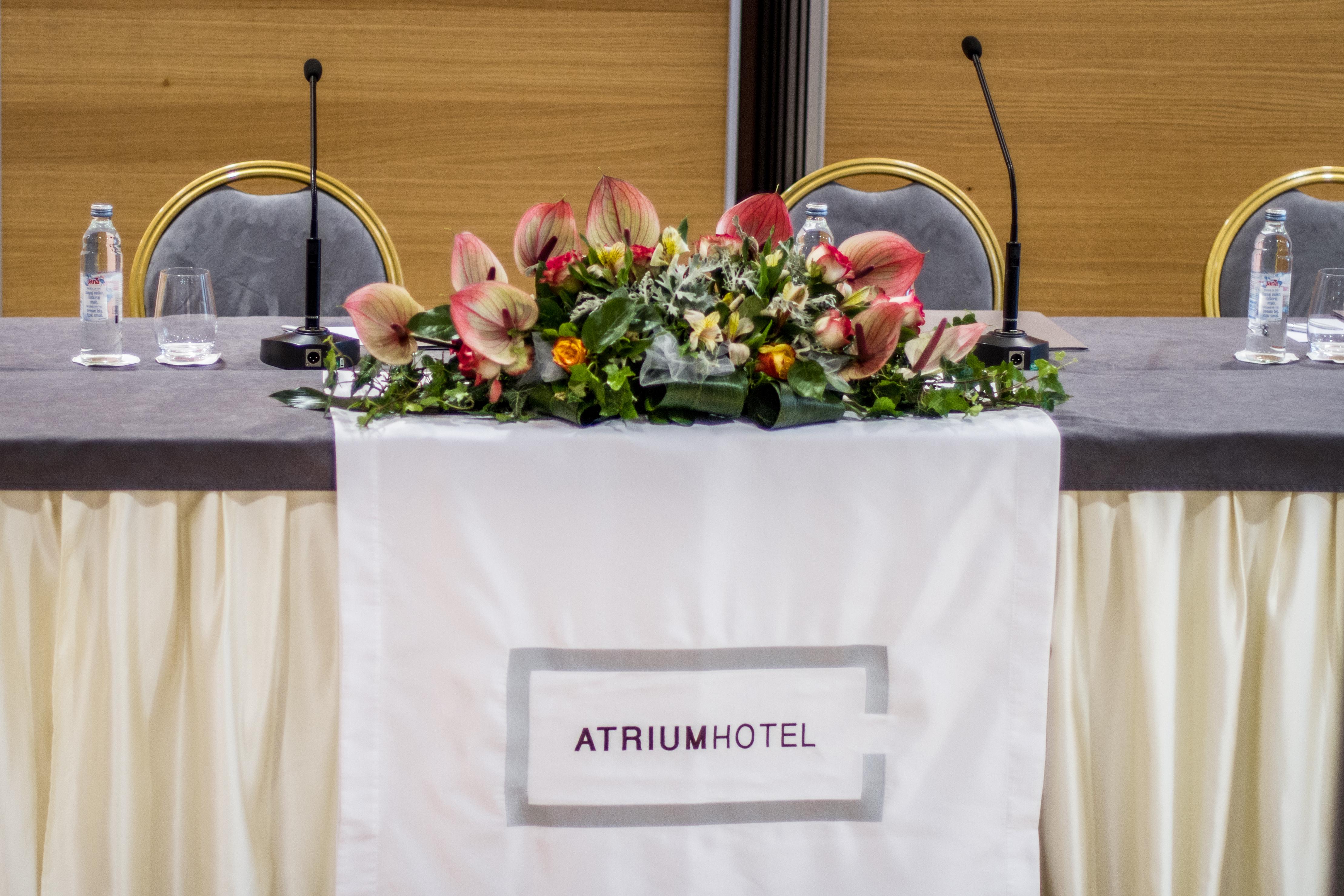 Hotel Atrium Split Exterior photo A table at the 2019 World Bank/IMF Spring Meetings